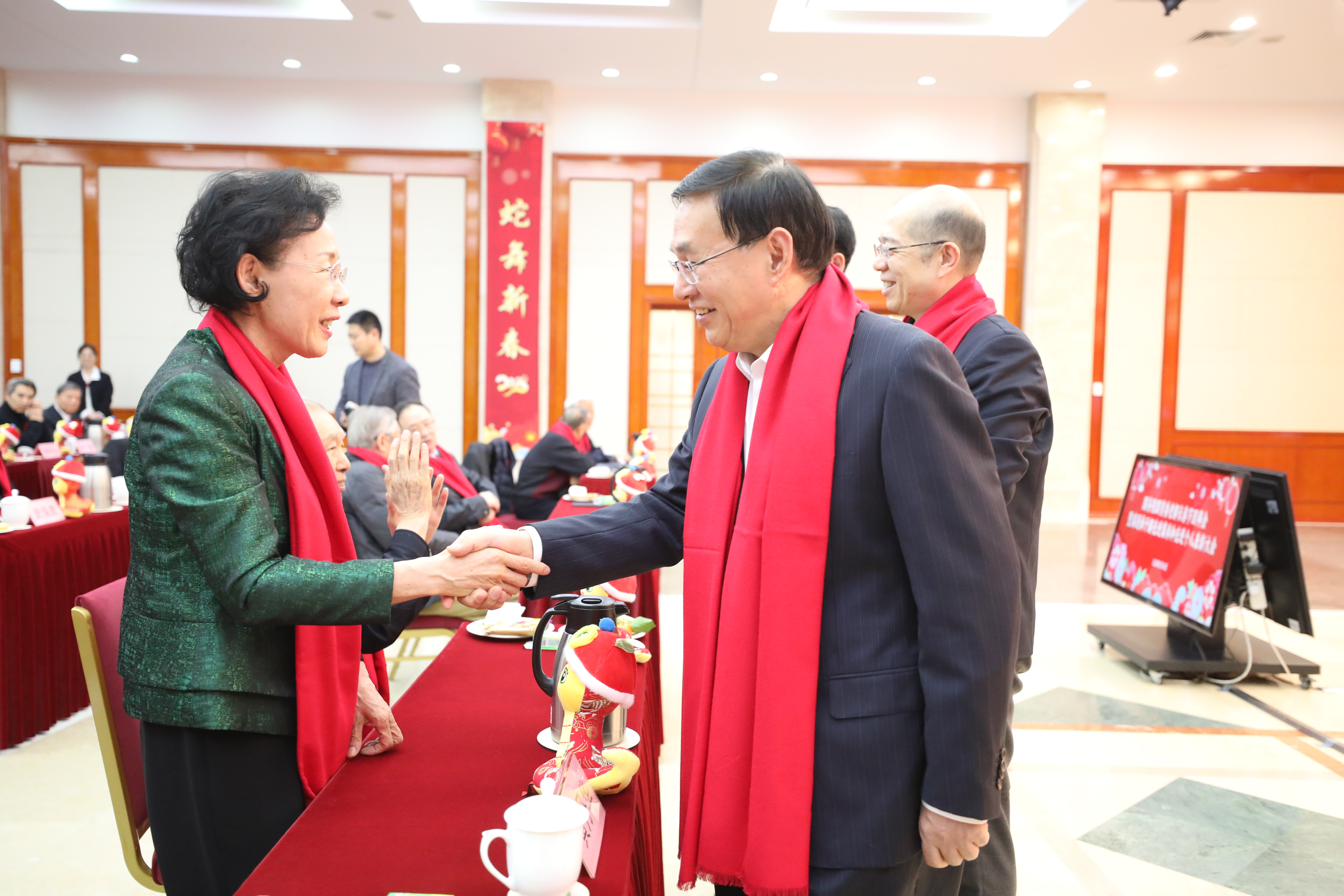 张玉卓、、、国资、、、央企、、、国资委、、、书记、、、主任、、、国企、、、企业刷新